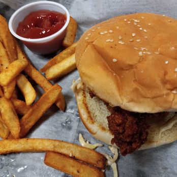 Back Alley Bowling - Glendale - Nashville Hot Chicken Sandwich with fries. Very good! - Bowling Near Me - Glendale, California Back Alley Bowling - Glendale - Nashville Hot Chicken Sandwich with fries. Very good! - Bowling Near Me - Glendale, California