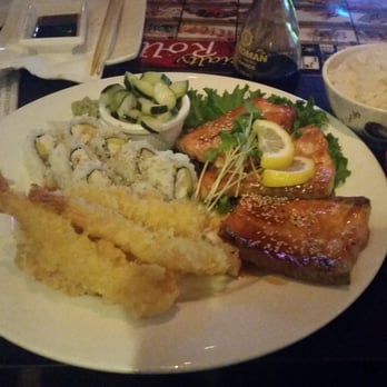 Hoshi Sushi - Sushi Bars Near Me - Fullerton, California