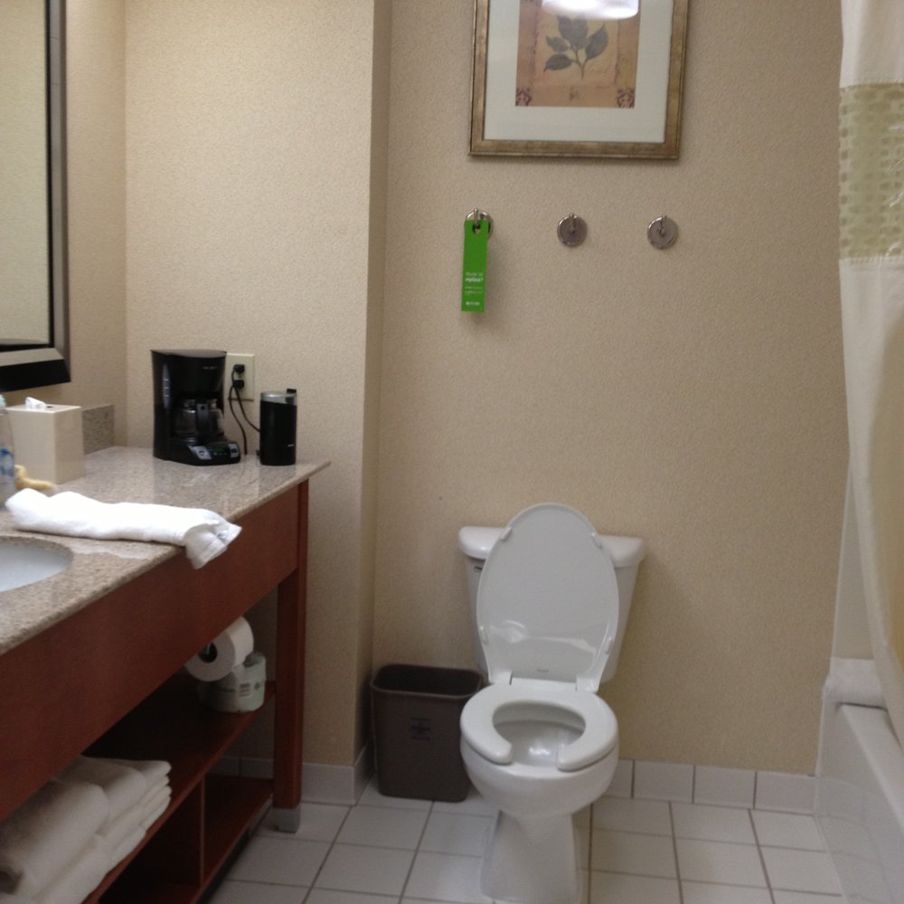 Hampton Inn Tracy - large bathroom - Hotels Near Me - Tracy, California