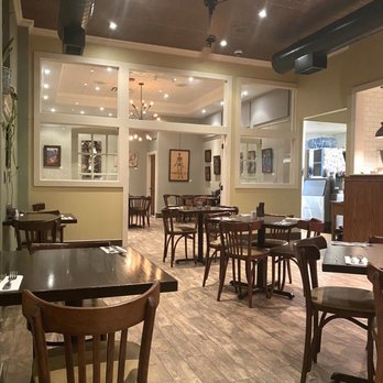 Say Cheese! Restaurant & Cheese - Indoor seating & private event space - New American Near Me - West Reading, Pennsylvania