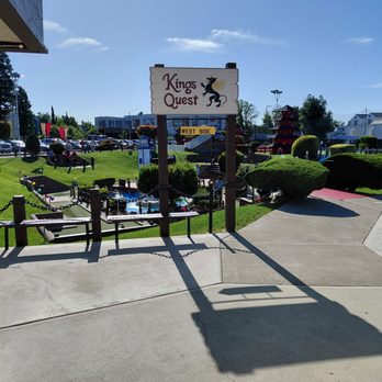 Sunnyvale Golfland USA - The Kings Quest 18 holes - Mini Golf Near Me - Sunnyvale, California Sunnyvale Golfland USA - The Kings Quest 18 holes - Mini Golf Near Me - Sunnyvale, California