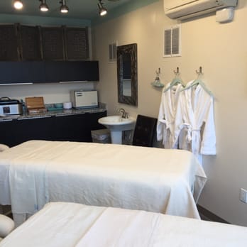 Carytown Massage - Couples Massage Room - Massage Therapy Near Me - Richmond, Virginia