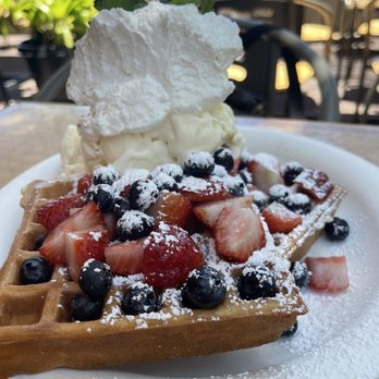 Waffle and Berry - Waffles Near Me - Honolulu, Hawaii Waffle and Berry - Waffles Near Me - Honolulu, Hawaii