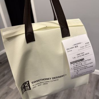Sweethoney Dessert - Delivery bag - Desserts Near Me - Colma, California
