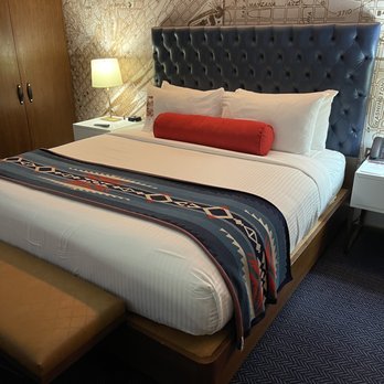 Hotel Paso Del Norte Autograph Collection - King bed - Hotels Near Me - El Paso, Texas Hotel Paso Del Norte Autograph Collection - King bed - Hotels Near Me - El Paso, Texas