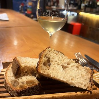 Estro - Wine Bars Near Me - Venezia, VE