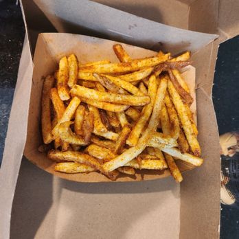 Hitit Burger - Cajun fries - Burgers Near Me - New York, New York Hitit Burger - Cajun fries - Burgers Near Me - New York, New York