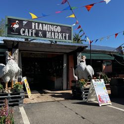 Flamingo Cafe - Love that they have a cafe here for coffee, snacks, pastries and all.