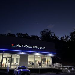 Hot Yoga Republic