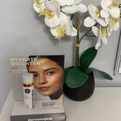 Love Your Skin by Z