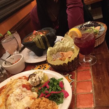 Las Bugambilias - Classic and pomegranate margarita - Mexican Near Me - Philadelphia, Pennsylvania Las Bugambilias - Classic and pomegranate margarita - Mexican Near Me - Philadelphia, Pennsylvania