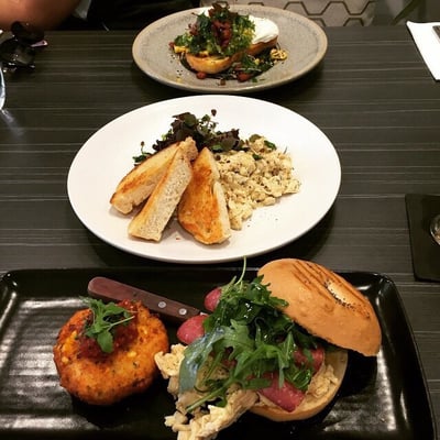 Rogue Bistro by null