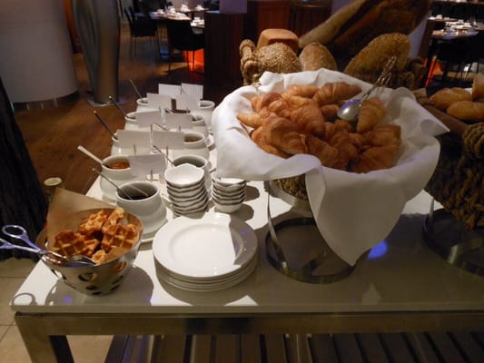 Radisson Blu Hotel, Basel by null