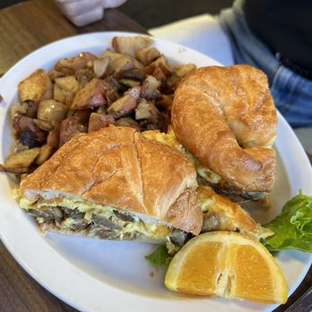 PJ & CO RESTAURANT & SALOON - Updated July 2025 - 818 Photos & 718 ...