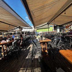 LongBoard Bar and Grill - Outside