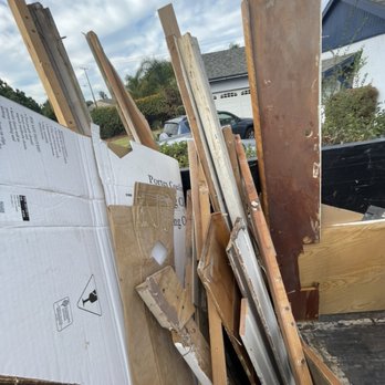 WEE-HAUL - Here is another angle of the packing job. - Junk Removal & Hauling Near Me - Glendora, California WEE-HAUL - Here is another angle of the packing job. - Junk Removal & Hauling Near Me - Glendora, California