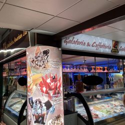 Gelateria Capitan Morgan - Capitan Morgan Bar Eis Eiscafe zmrzlina Lignano Italiten