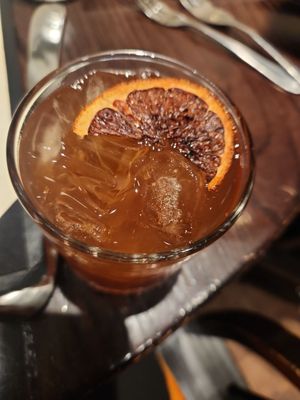 M's Pub by null