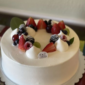 Ecclesia Bakery & Cafe - a cake decorated with fresh fruit - Coffee & Tea Near Me - Carrollton, Texas
