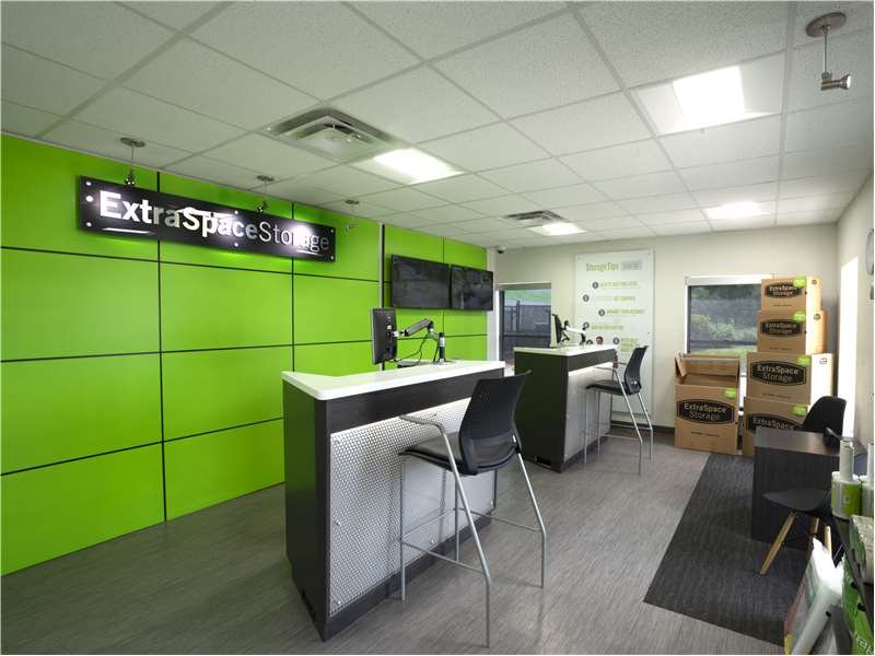 EXTRA SPACE STORAGE Updated August 2024 16 Photos 1101 Marshall