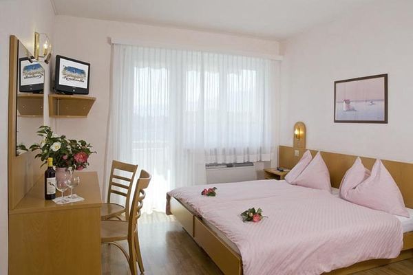 Hotel Rondinella Locarno by null