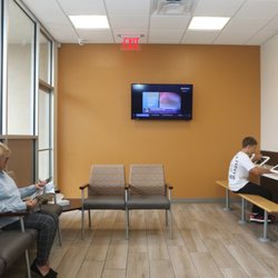 Centers Urgent Care 18 Photos 54 Reviews Urgent Care 6122g Fresh Pond Rd Maspeth Queens Ny Phone Number Yelp