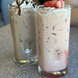 Cafe Amore - Nutella latte & strawberry cream latte
