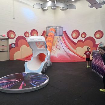 Cosmic Air Adventure Park & Arcade - Lil ones area - Arcades Near Me - Webster, Texas