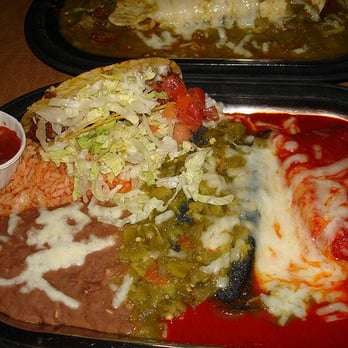 Tomasita's - Combination Plate - New Mexican Cuisine Near Me - Santa Fe, New Mexico