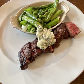 Chez Fonfon - Steak with asparagus and bulb onions - French Near Me - Birmingham, Alabama Chez Fonfon - Steak with asparagus and bulb onions - French Near Me - Birmingham, Alabama