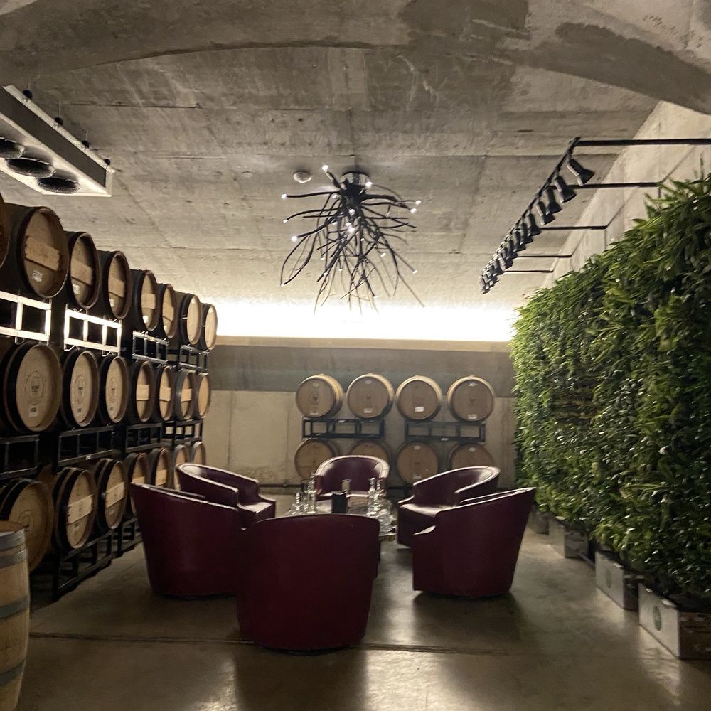 Slate Theory Winery - Wine Tasting Room Near Me - Fredericksburg, Texas