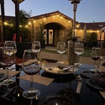 Miramonte Winery - Great cozy and nice view of the venue - Wineries Near Me - Temecula, California Miramonte Winery - Great cozy and nice view of the venue - Wineries Near Me - Temecula, California