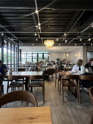 Leven Bakery & Cafe by null