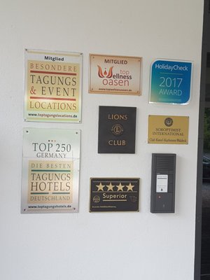 Schlosshotel Bad Wilhelmshöhe by null