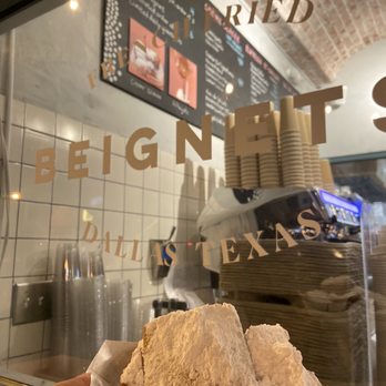 Le Bon Temps - Classique beignet - Bakeries Near Me - Dallas, Texas Le Bon Temps - Classique beignet - Bakeries Near Me - Dallas, Texas