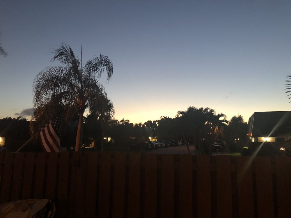 EMERALD LAKES HOME OWNERS ASSOCIATION Updated August 2024 5842 SE Windsong Ln, Stuart