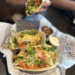 Bombshells Restaurant & Bar - Chicken Taco Tora