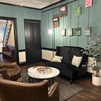 River Road Coffee House - Seating - Coffee & Tea Near Me - Granville, Ohio