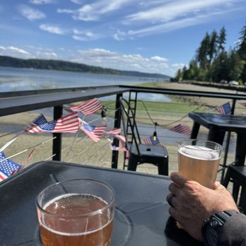 Olalla Bay Market - Rosy Pom and Cranberry Cucumber ciders overlooking a low tide - Grocery Near Me - Olalla, Washington Olalla Bay Market - Rosy Pom and Cranberry Cucumber ciders overlooking a low tide - Grocery Near Me - Olalla, Washington