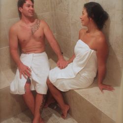 Lomilomi Hana Lima Healing Spa & Boutique - Steam room: Detox your body & mind max:3 people