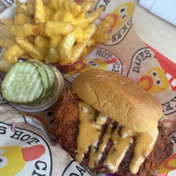 Dave's Hot Chicken - Chicken Shop Near Me - Sparks, Nevada Dave's Hot Chicken - Chicken Shop Near Me - Sparks, Nevada