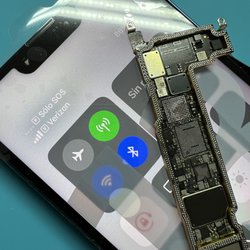 FixThis - IPhone 13 Network Board Swapped to restore Network + WiFi + Bluetooth after a hard drop