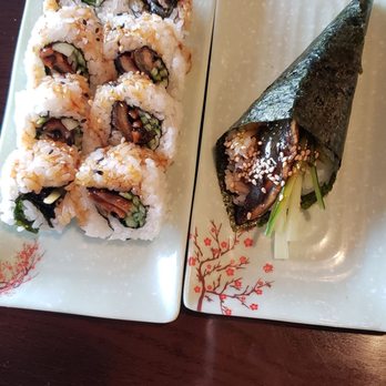 I Love Sushi - Unagi roll and unagi hand roll - Sushi Bars Near Me - Davis, California I Love Sushi - Unagi roll and unagi hand roll - Sushi Bars Near Me - Davis, California