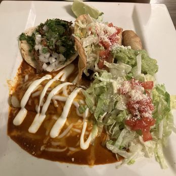 Nelson's In The Whit - Happy Hour Best of Nelson's Sampler $15.99 - Tacos Near Me - Eugene, Oregon
