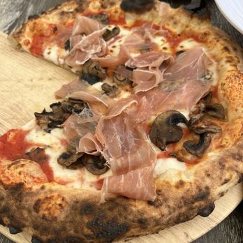 Garage Buona Forchetta - Mushroom, truffle, prosciutto pizza - Italian Near Me - Coronado, California