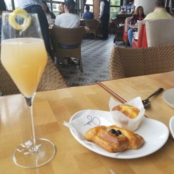 GIADA - Peach bellini and morning pastries. - Italian Near Me - Las Vegas, Nevada GIADA - Peach bellini and morning pastries. - Italian Near Me - Las Vegas, Nevada