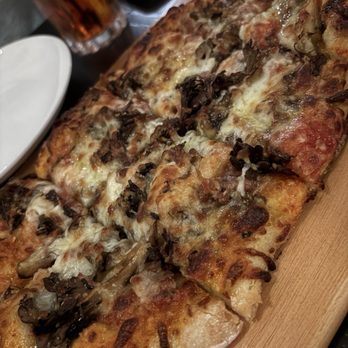Il Carciofo - Pizza was the star of the meal! Pillowy and crispy with perfect ratios of sauce, cheese and toppings. - Italian Near Me - Chicago, Illinois Il Carciofo - Pizza was the star of the meal! Pillowy and crispy with perfect ratios of sauce, cheese and toppings. - Italian Near Me - Chicago, Illinois
