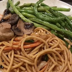 China Buffet - Vegan items on hor buffet- Lo Mein, mushrooms, green beans