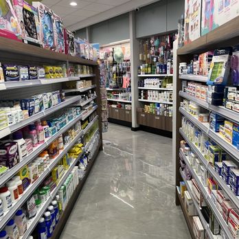 FarmaLab - Pasillos - Pharmacy Near Me - Caguas, Puerto Rico