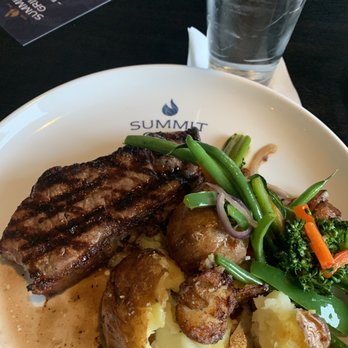 Summit Grill - American Near Me - Gladstone, Missouri Summit Grill - American Near Me - Gladstone, Missouri